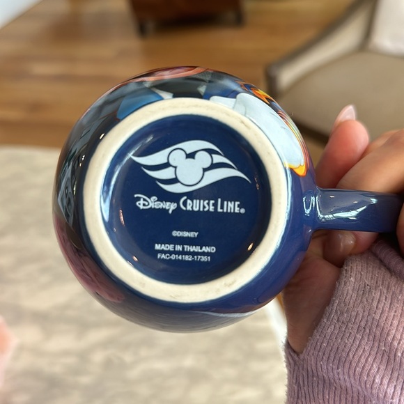 Disney’s CRUISELINE Mickey Mug - Picture 4 of 4